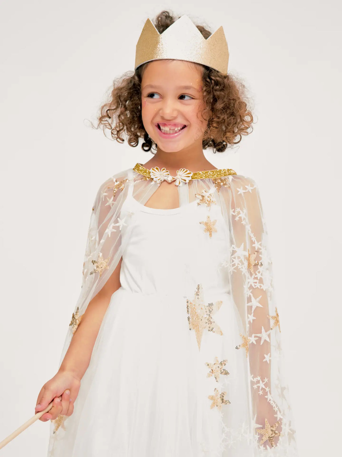 Queen cape and crown
